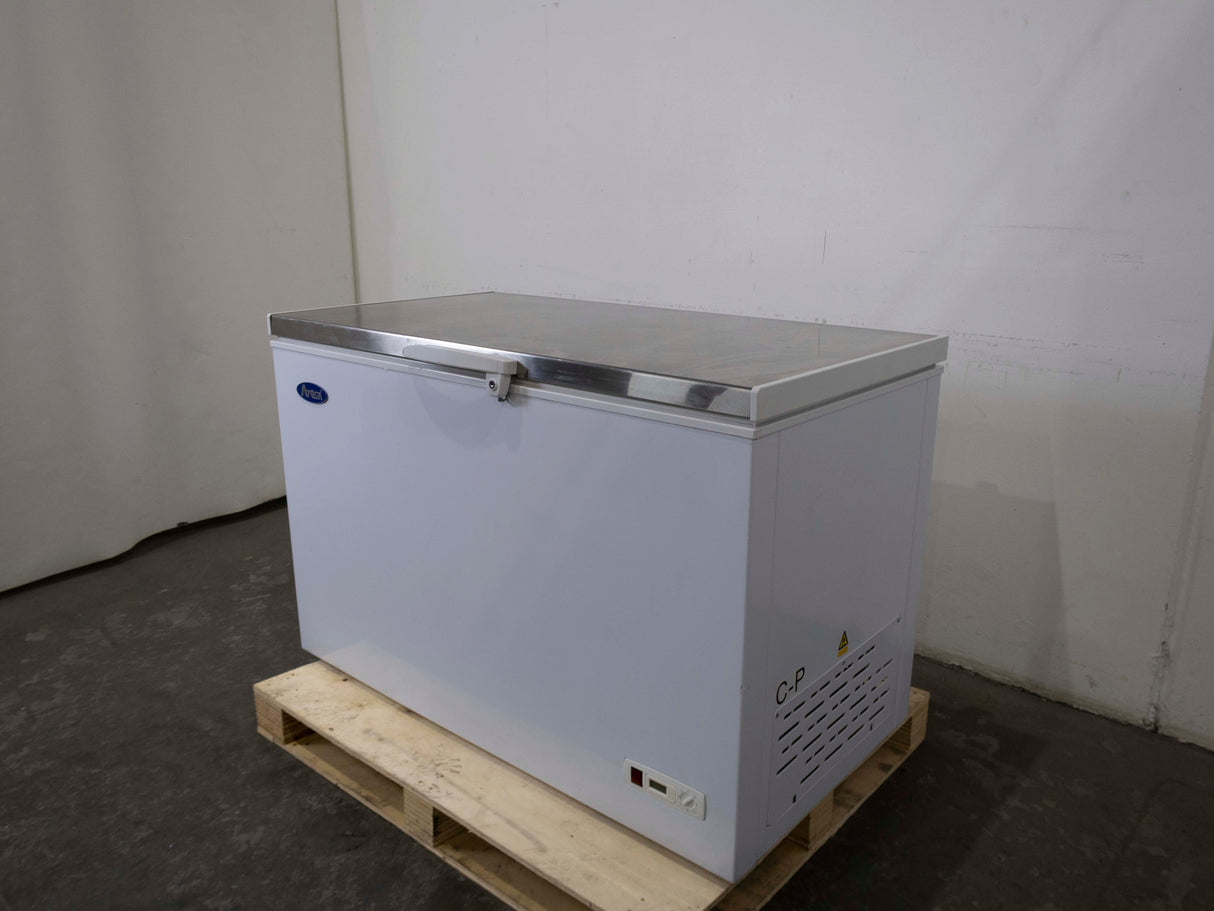 Atosa BD-450 Chest Freezer