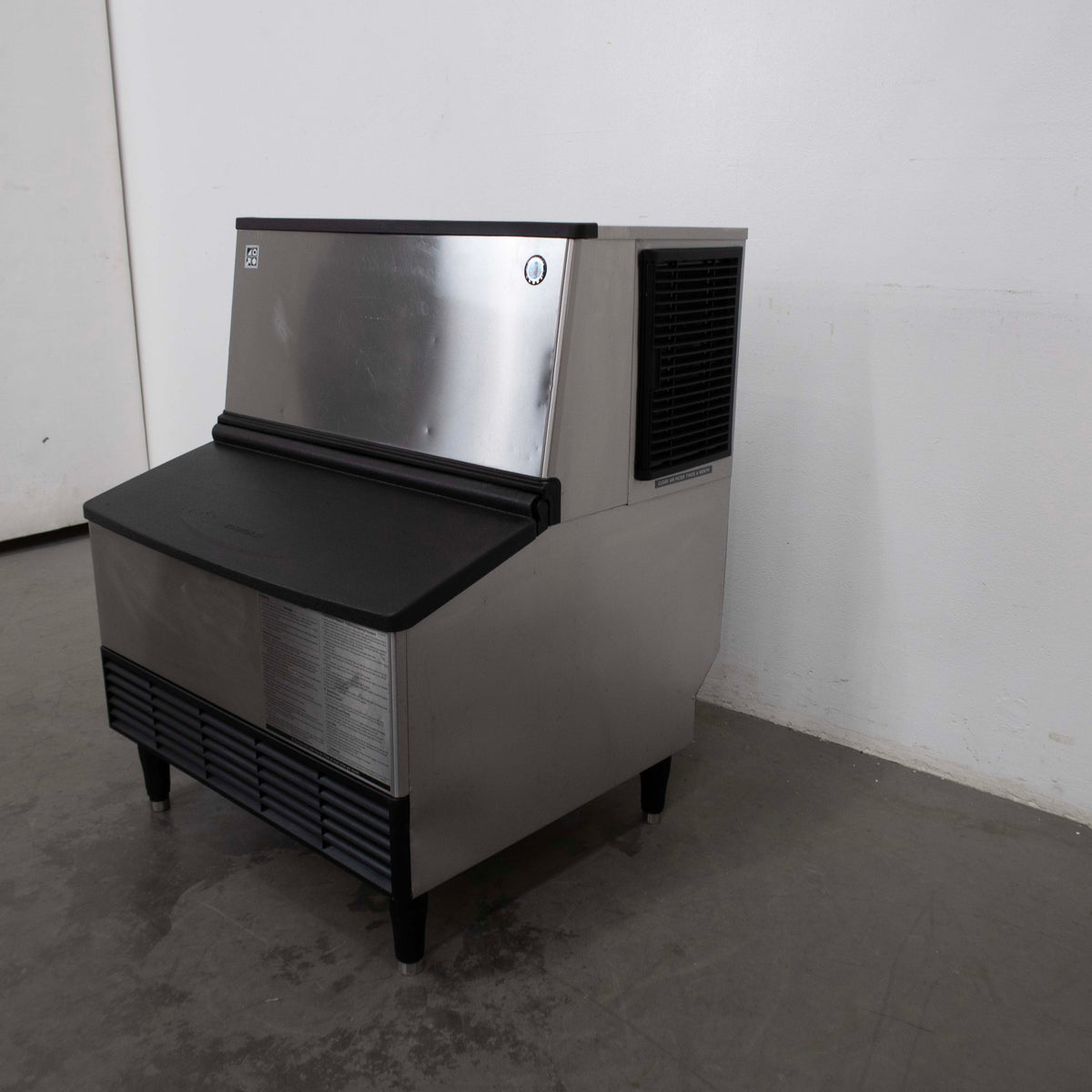 Hoshizaki KM-140B Ice Machine