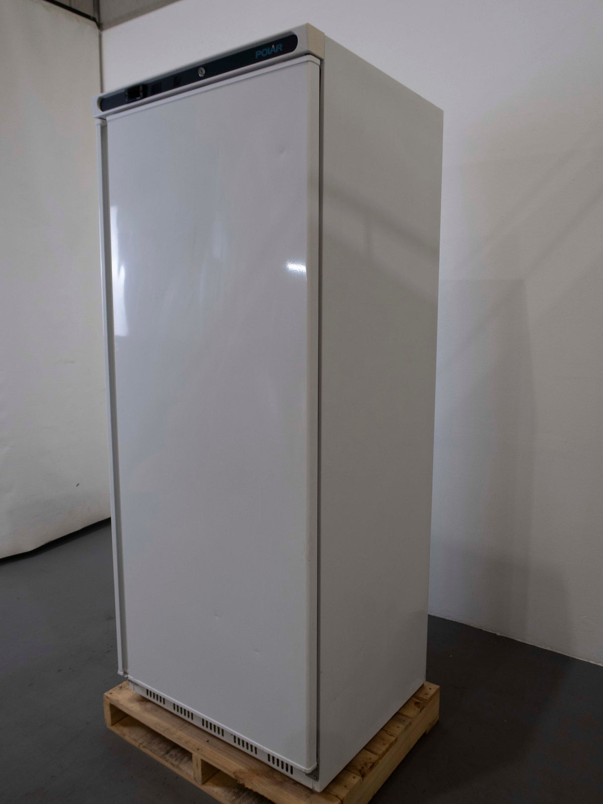 Polar CD614-A Upright Fridge