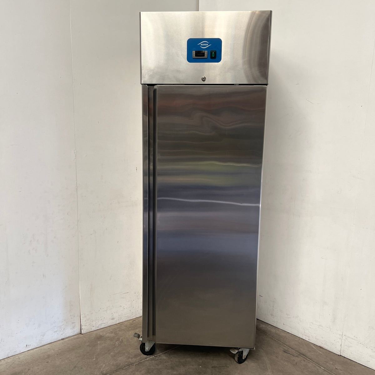Norsk NSK-40BTV Upright Freezer