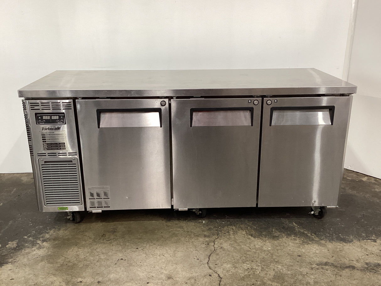 Turbo Air KURF18-3-N Undercounter Fridge/Freezer