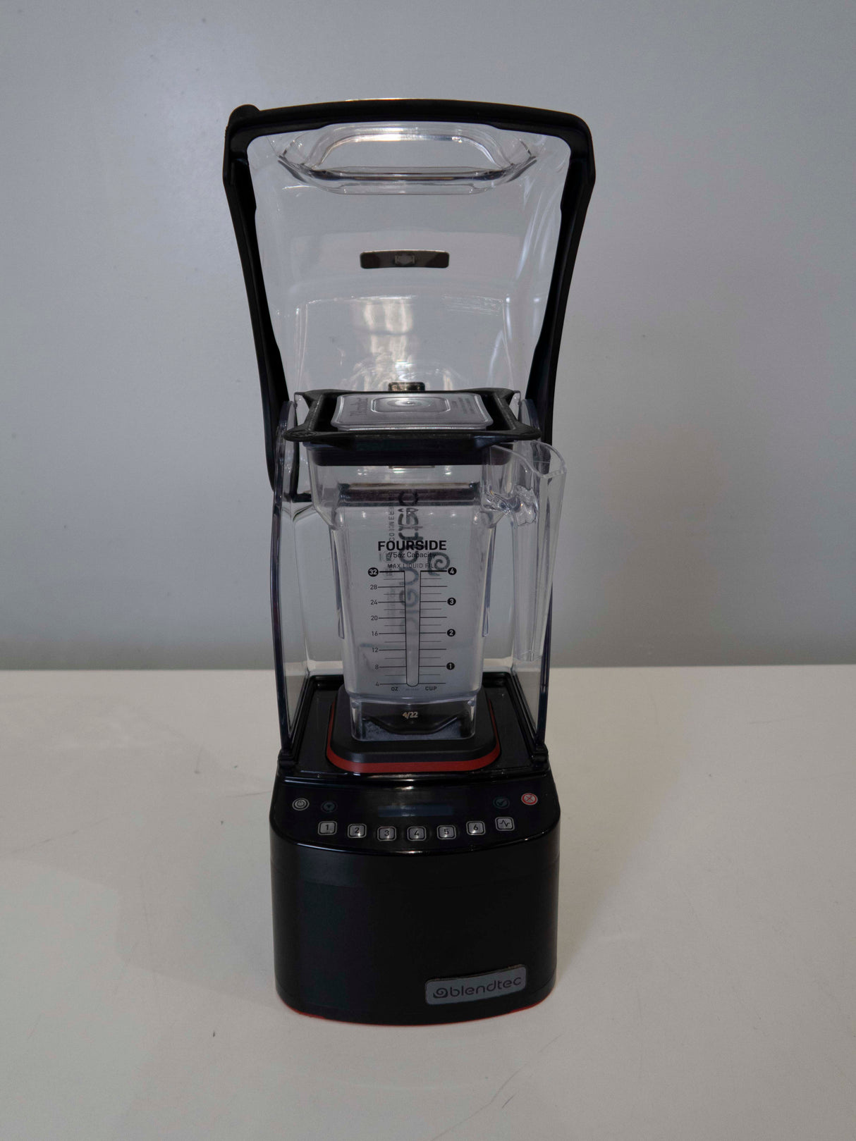 Blendtec CQB1 Blender + Sound Barrier