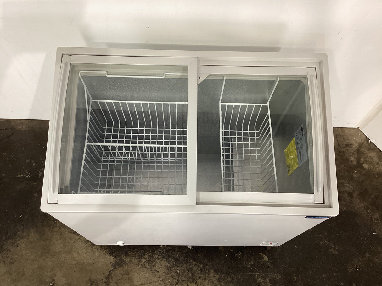 Polar GM498-A Chest Freezer