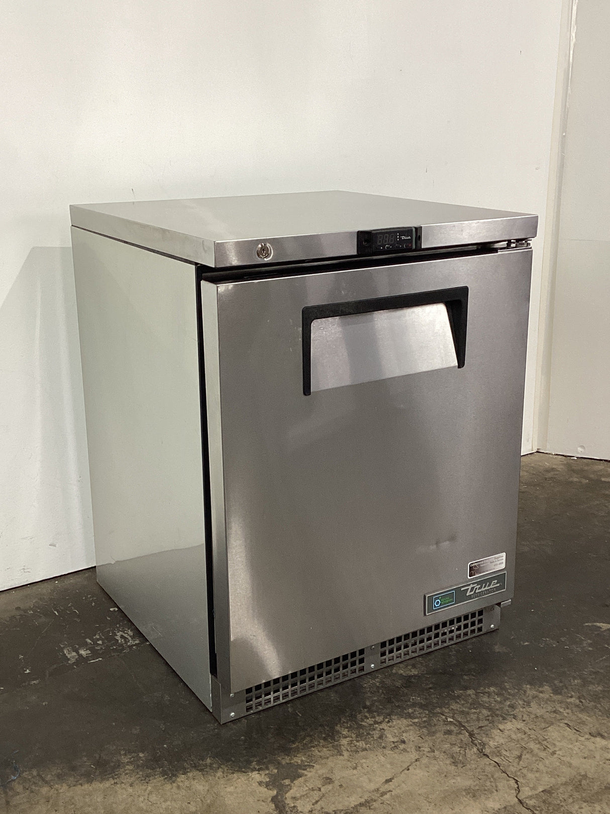 True TUC-24HC Undercounter Fridge