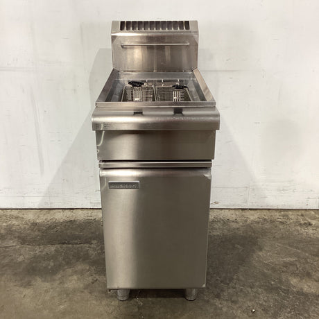 Waldorf FN8118G Fryer
