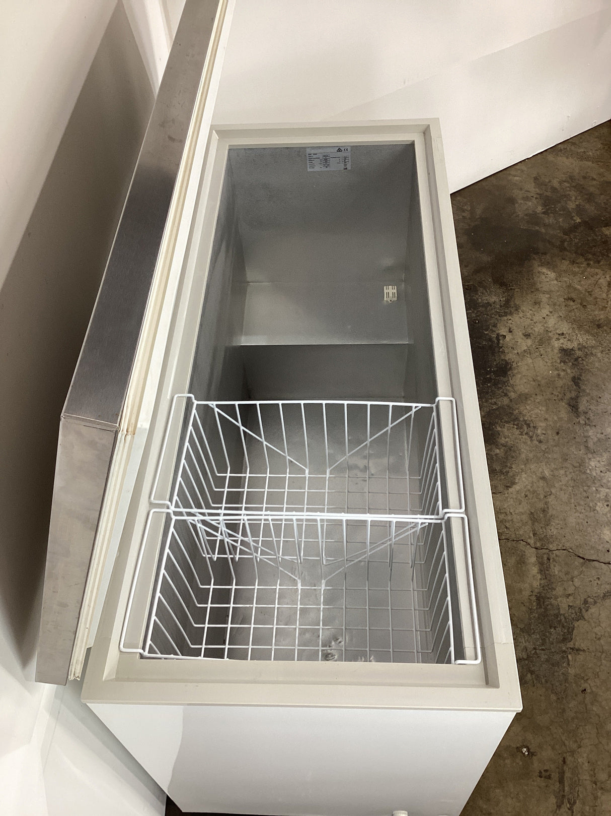 Bonvue BD598F Chest Freezer