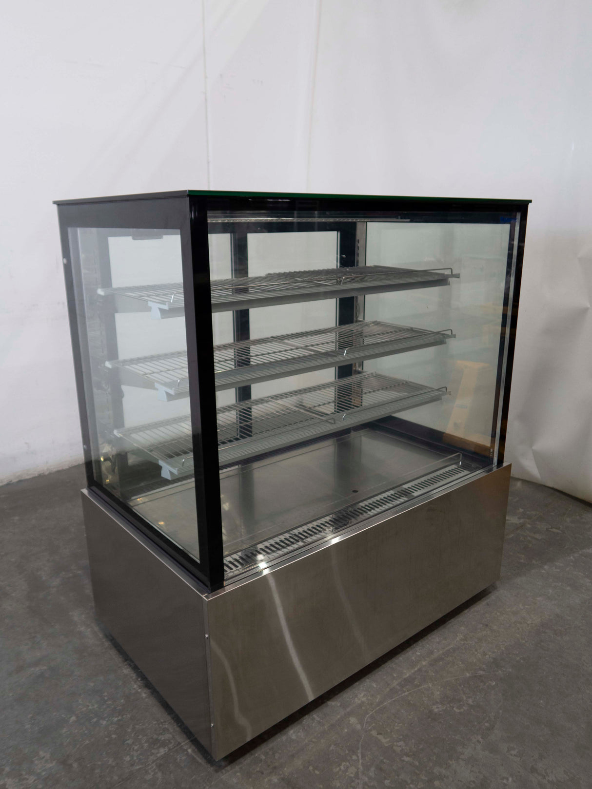 Bonvue SL840V Chilled Food Display