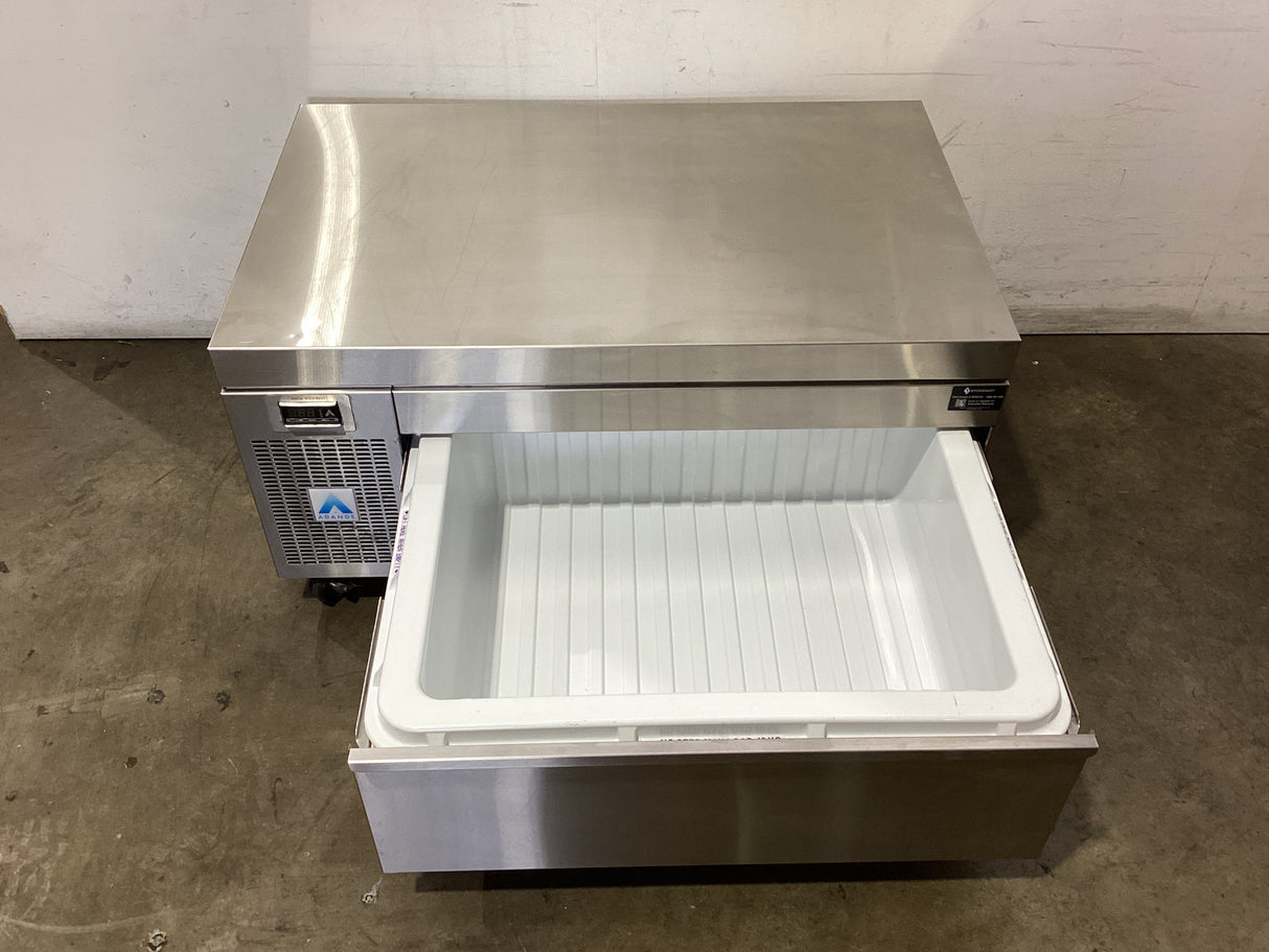 Adande VCSR2V1 Underbench Fridge