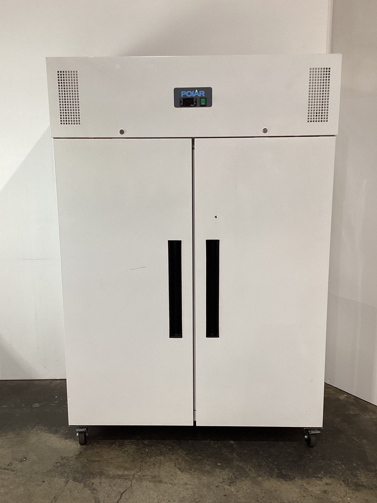 Polar DL897-A Upright Freezer