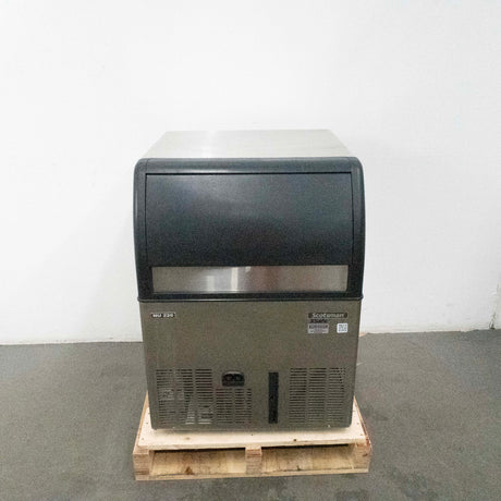 Scotsman NUH 220 AS OX Ice Machine