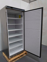 Polar CD085-A Upright Freezer