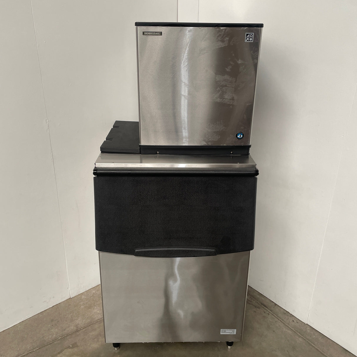 Hoshizaki KMD-270AB Ice Machine