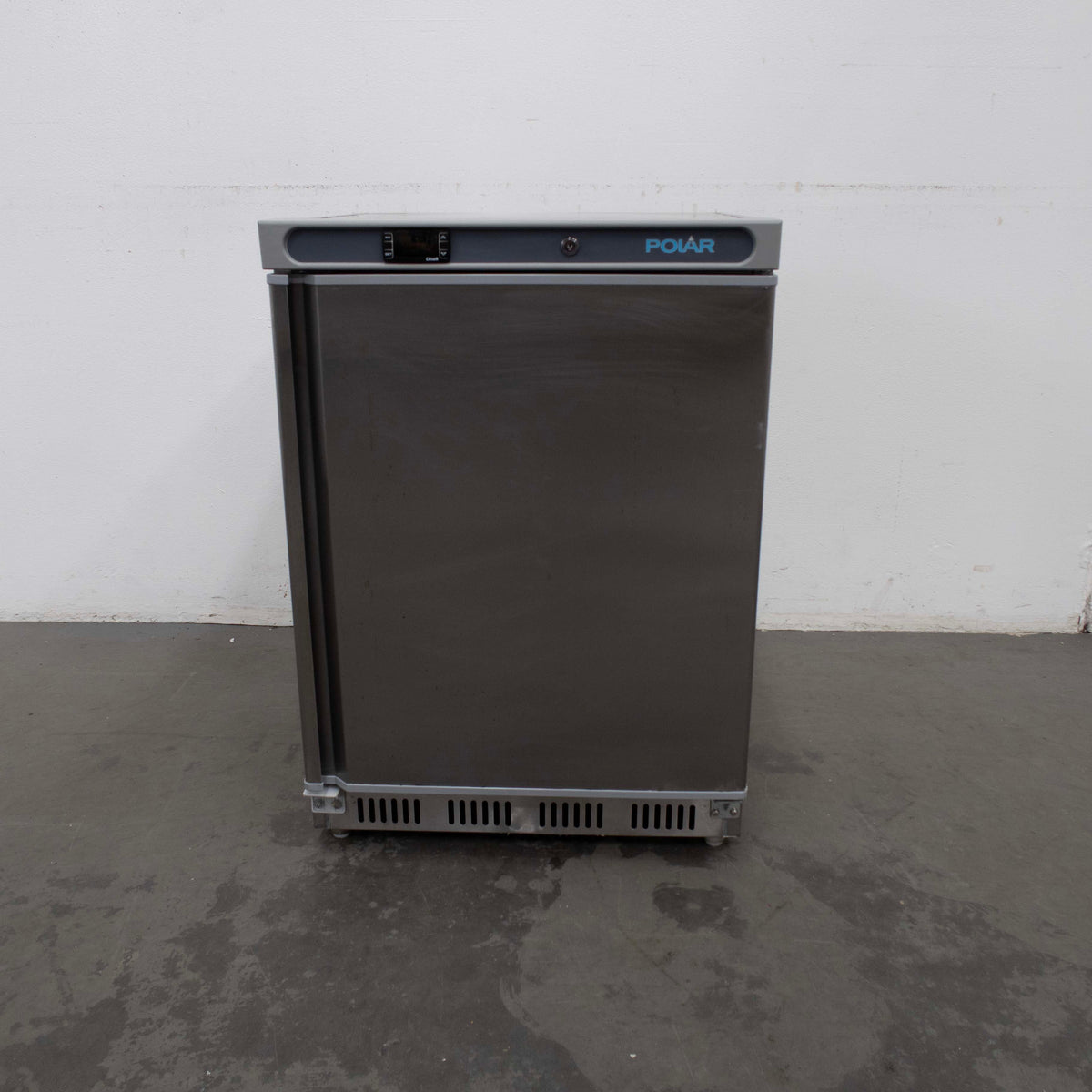 Polar CD081-A-02 Undercounter Bench Freezer