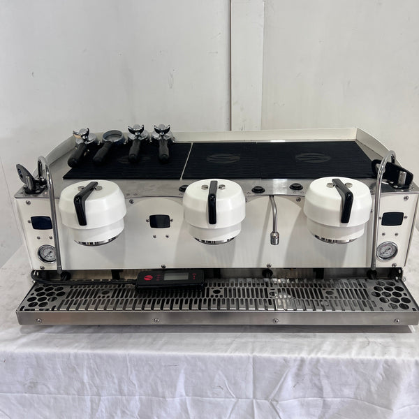 Synesso S300 3 Group Coffee Machine