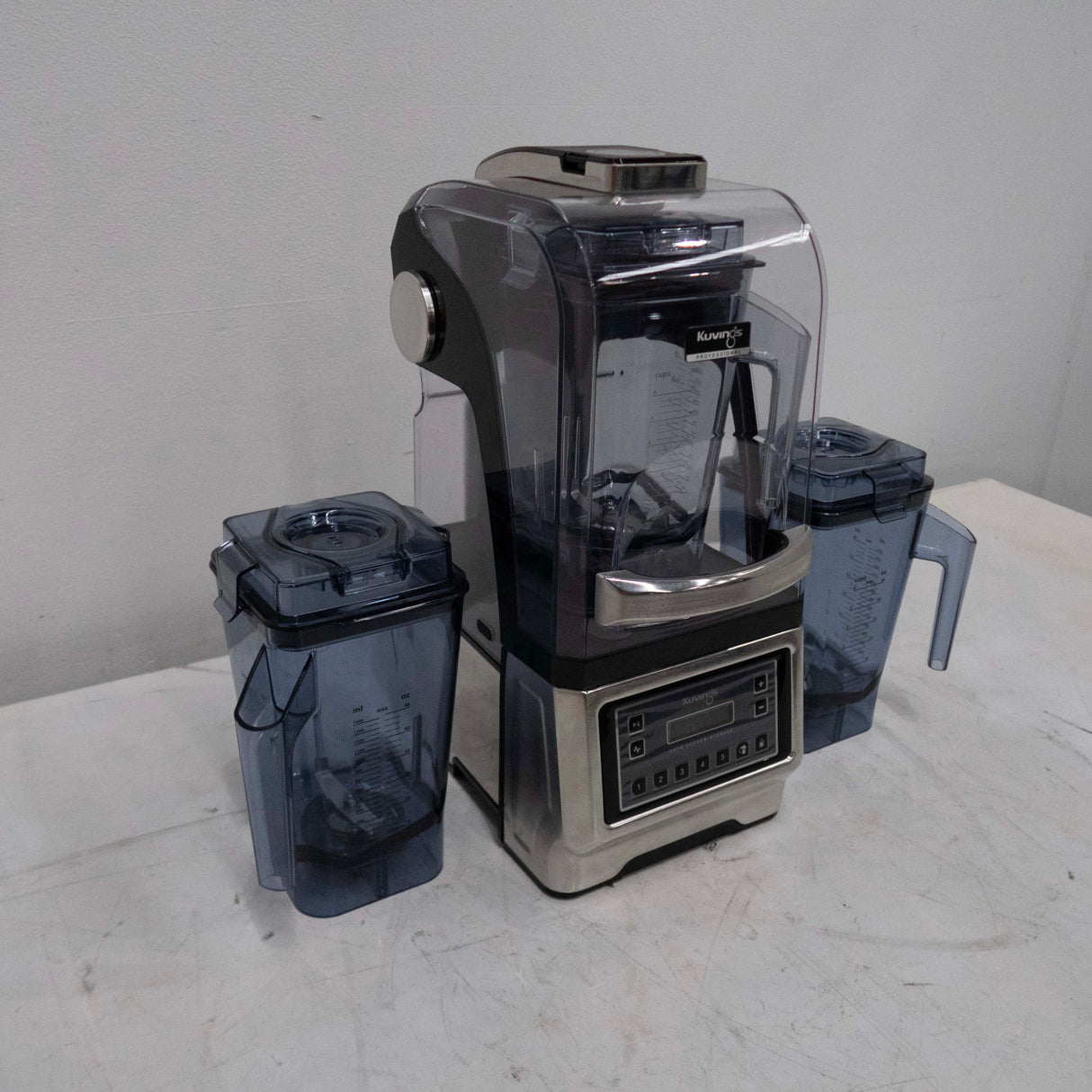 Kuvings CB1000B Blender with Sound Barrrier