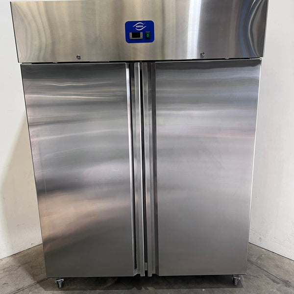Norsk NSK-1410TN Upright Fridge