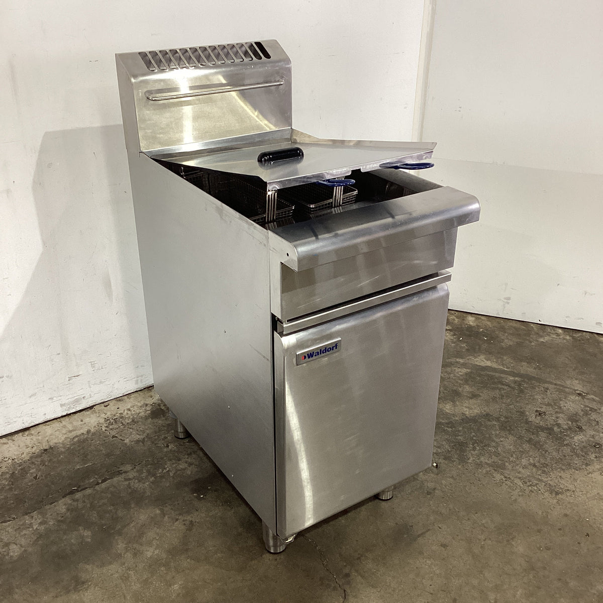 Waldorf FN8120G Fryer