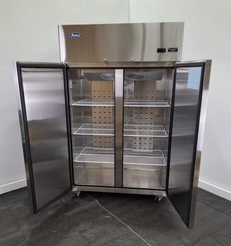 Atosa YBF9218GR Upright Fridge