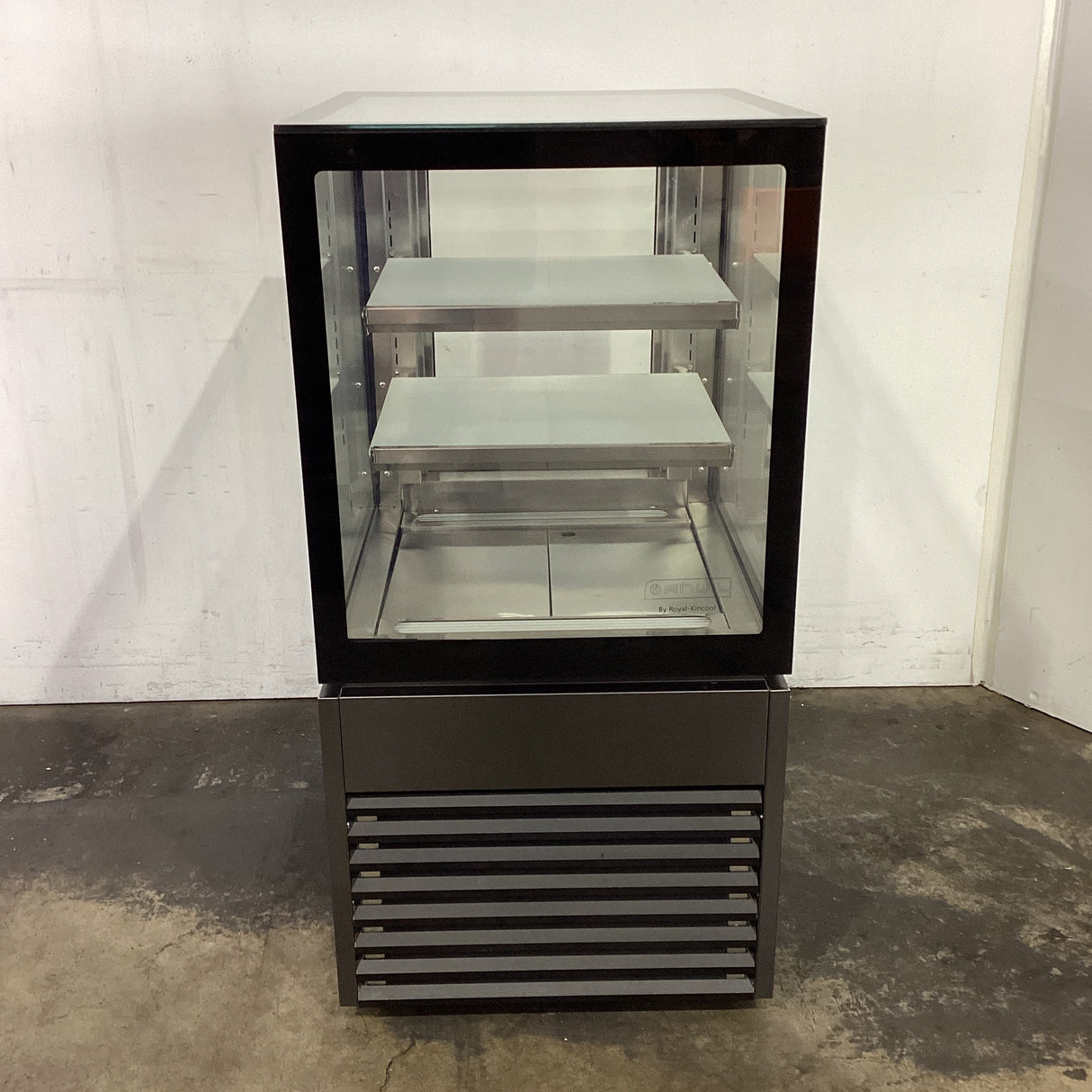 Anvil NDSV3720 3 Tier Cake Display