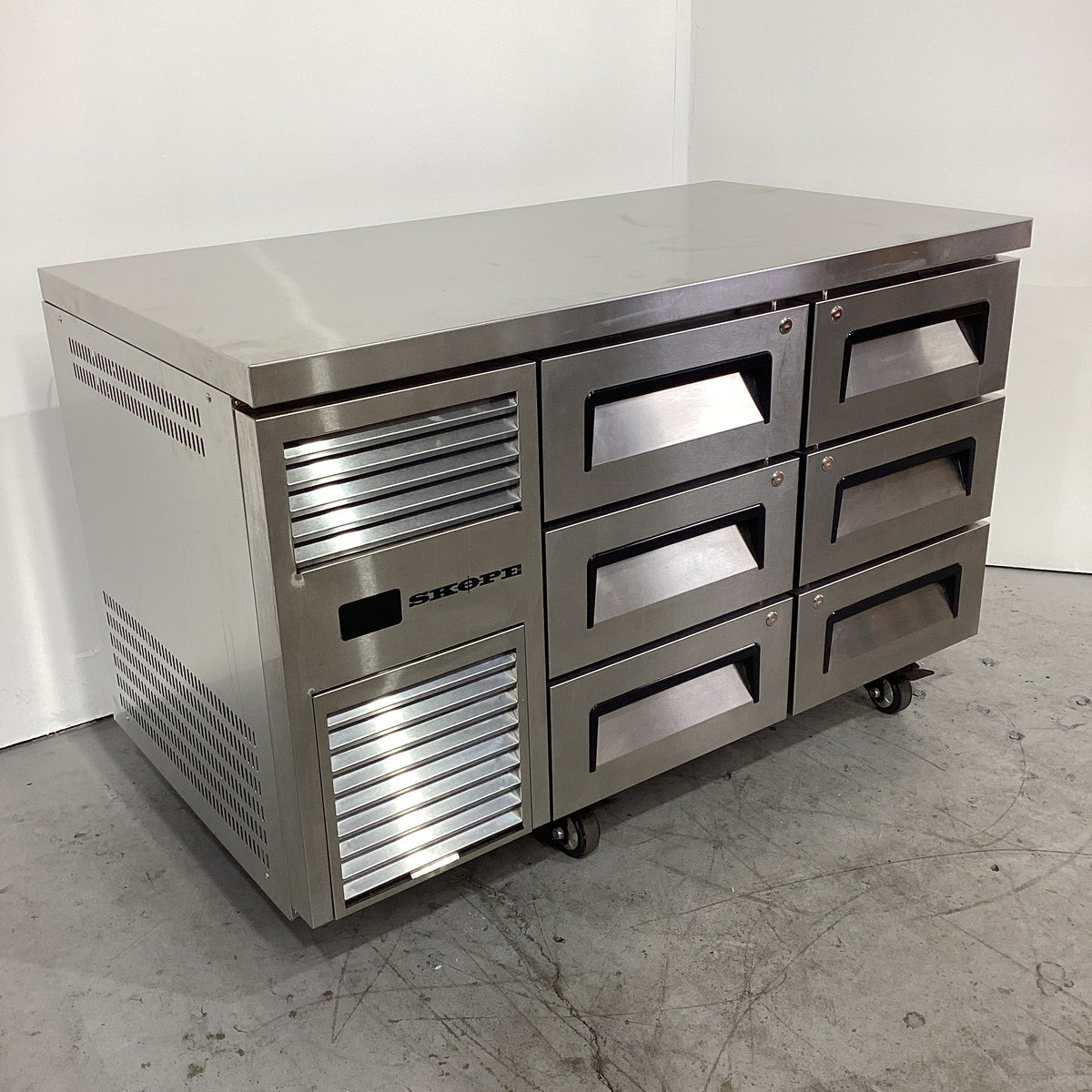 Skope RF7.UBR.2.D6 Under Bench Fridge