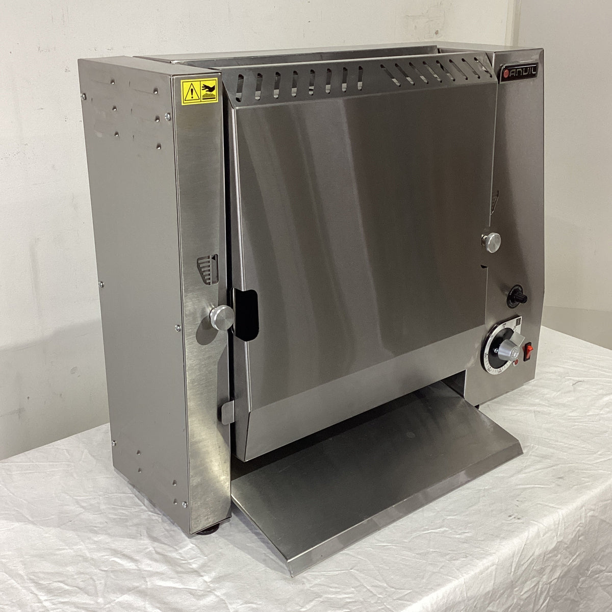 Anvil VTA0101-ICE Vertical Bun Toaster