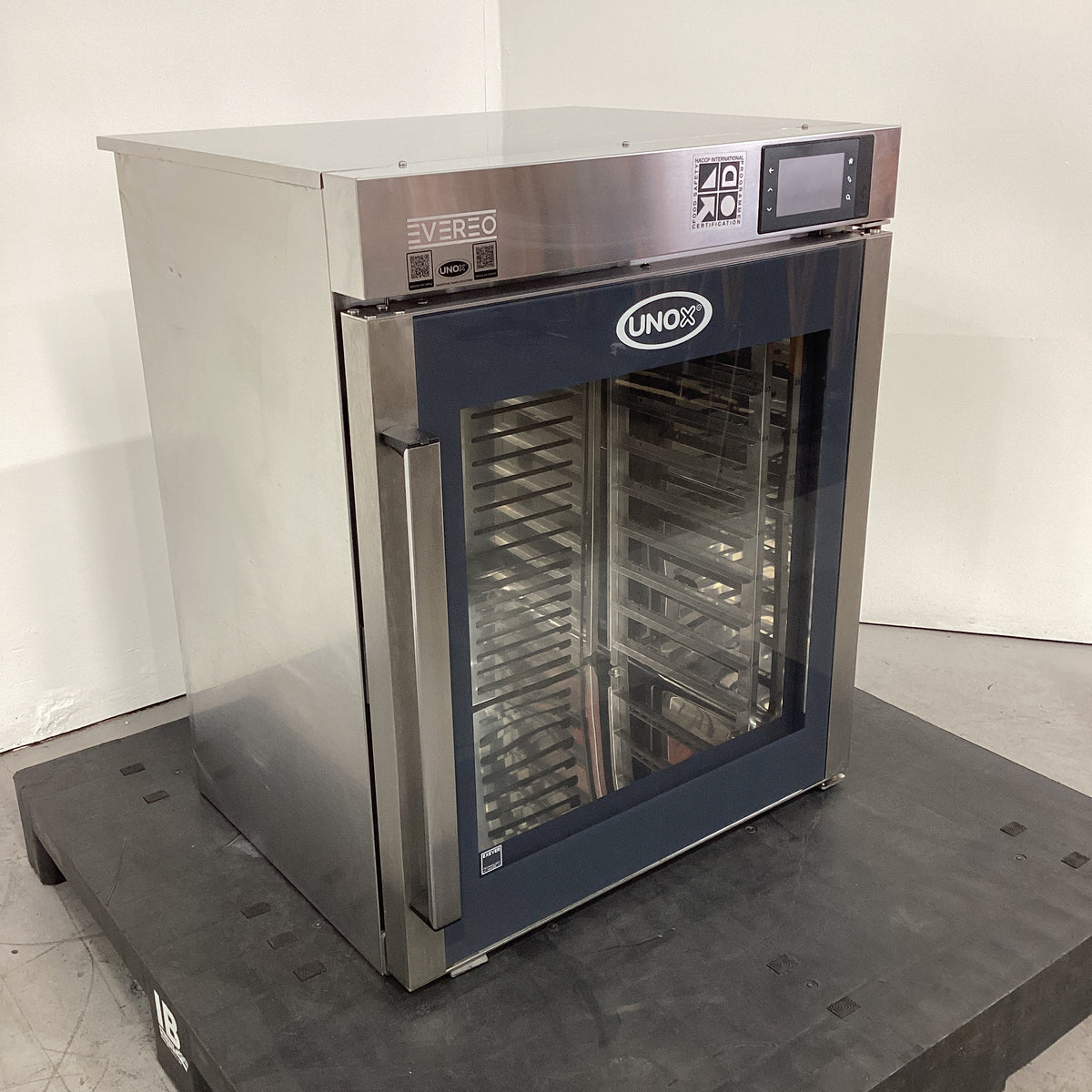 Unox Evereo XEEC-1011-EPL Hot Fridge