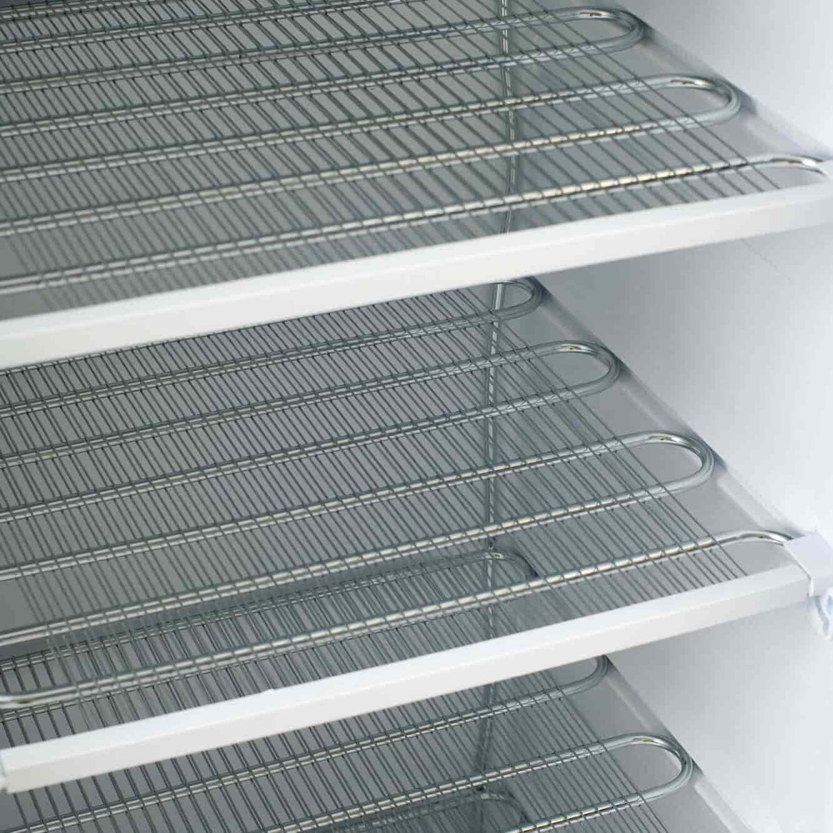 Upright Freezer - 300L - 1 Door - Solid