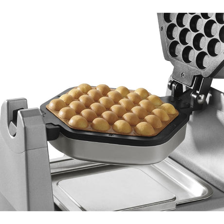 Waring Bubble Waffle Maker with Serviceable plates DK079