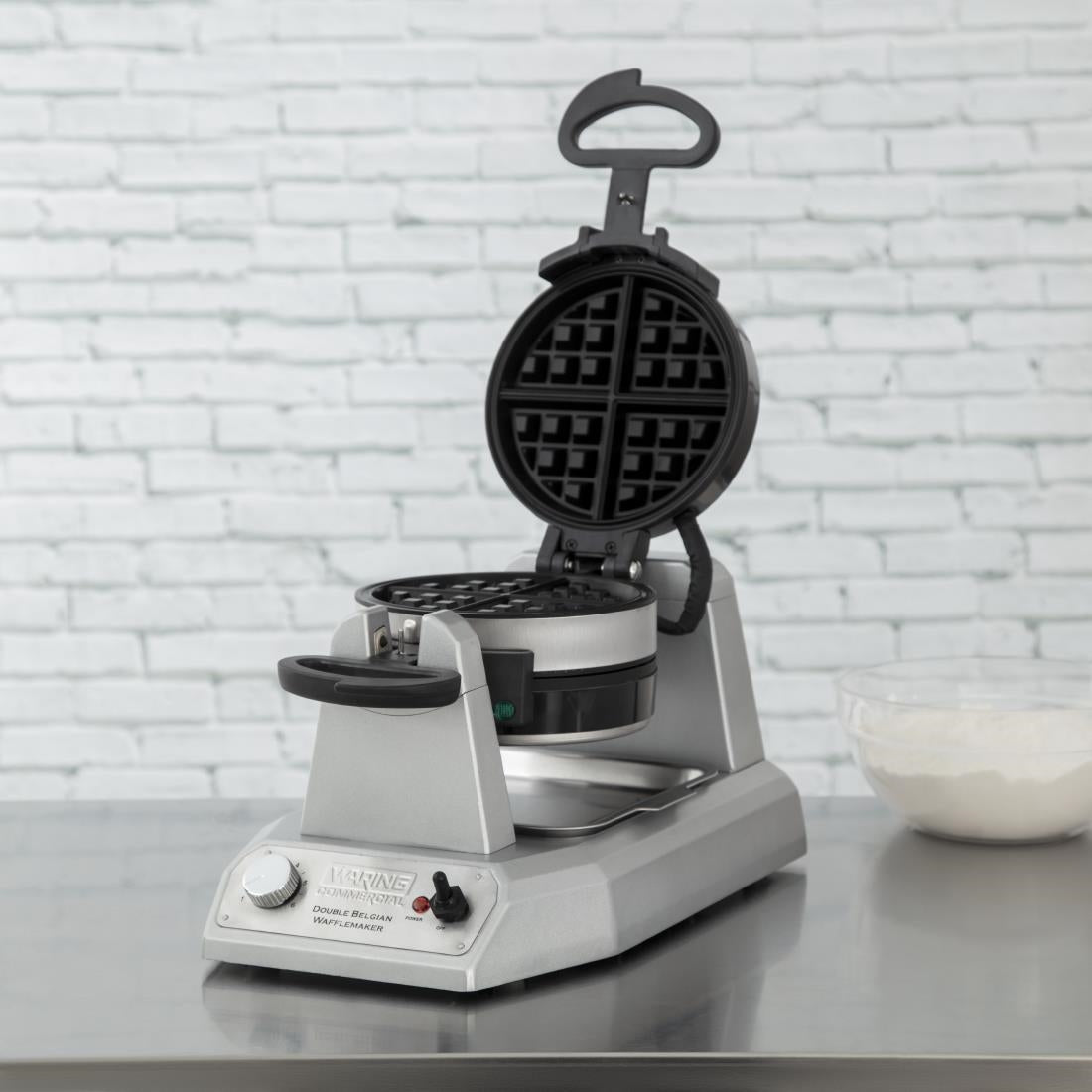 Waring Double Waffle Maker DM874-A