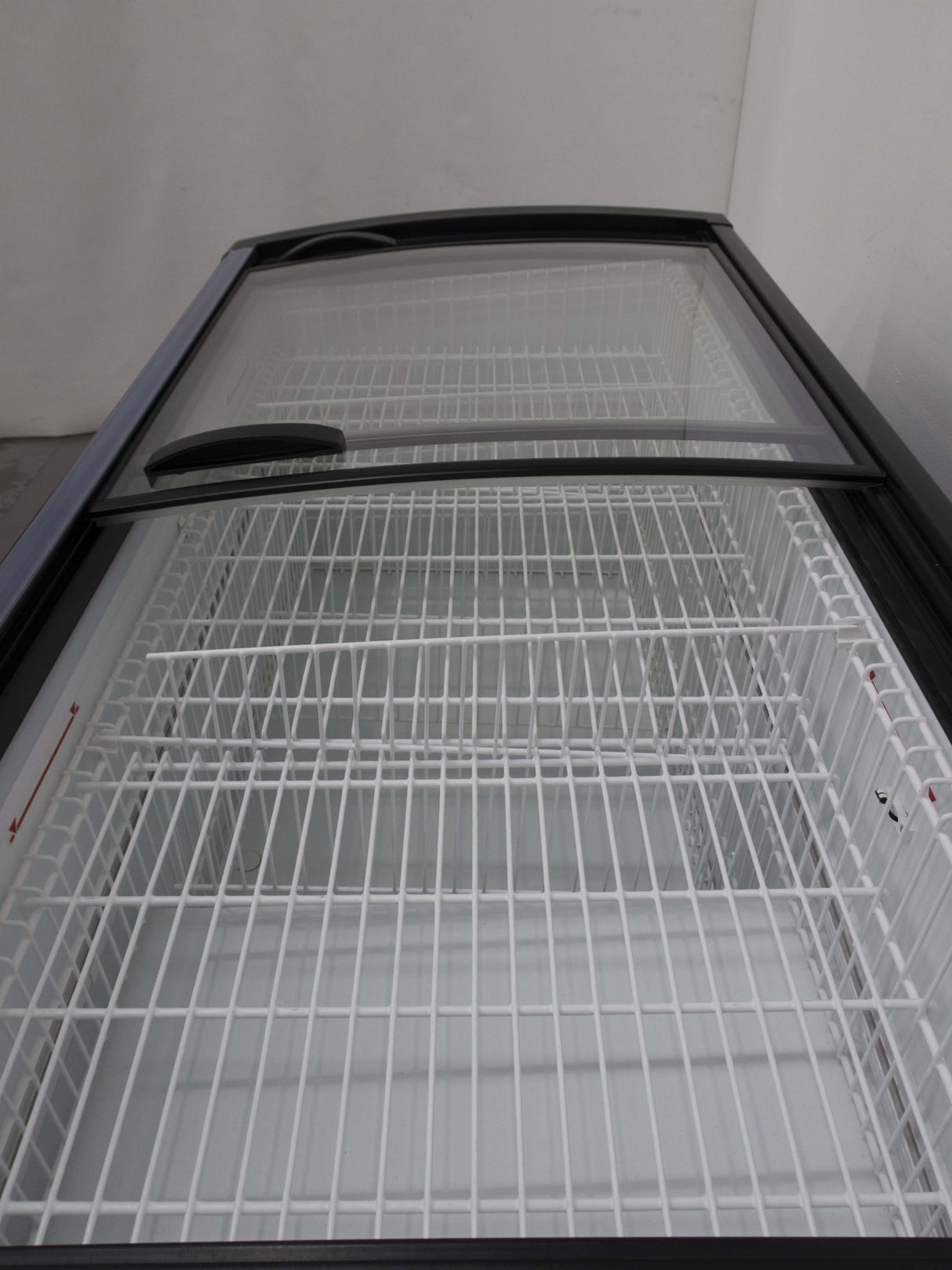 Hussmann ARCH170 - DT Modular Dual Temperature Island Cabinet - Whisk Hospitality - 835647