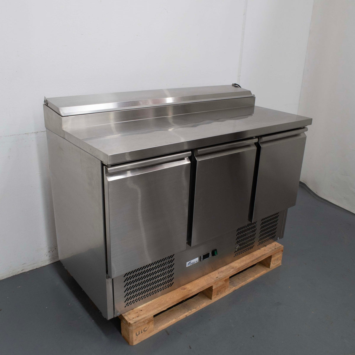 Fed-X XGNS1300D Sandwich Prep Bench - Whisk Hospitality - 903102