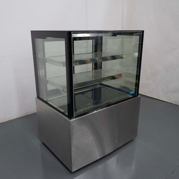 Topaz HTG9 Cake Display - Whisk Hospitality - 895284