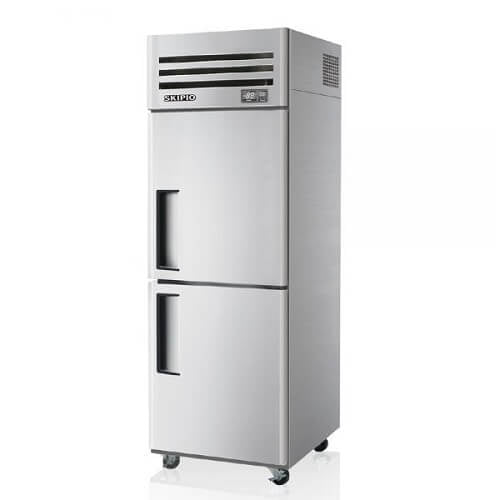 Skipio SFT25 - 2 Single Split Door Upright Storage Freezer 572 Ltr - Whisk Hospitality - SFT25-2