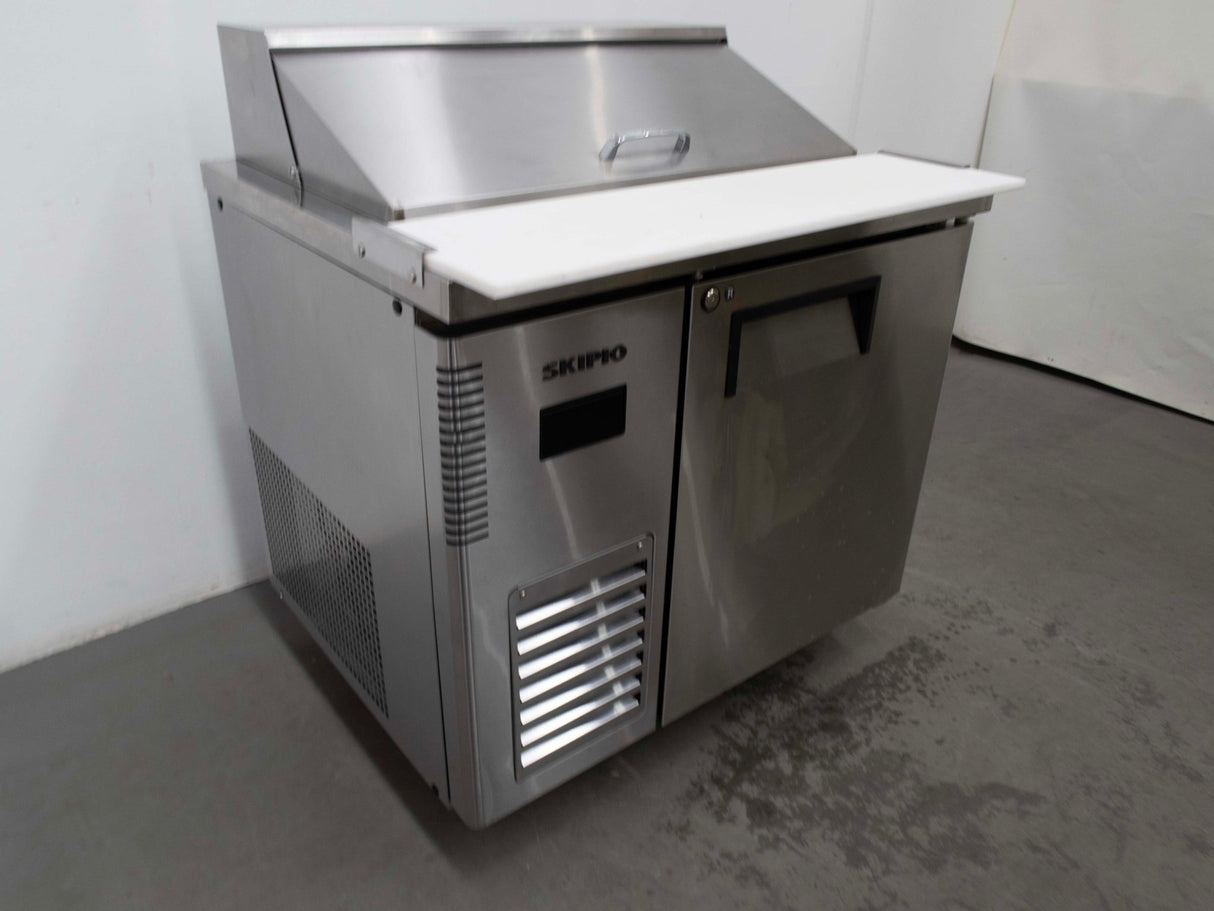 Skipio SHR9 - 1 Sandwich Prep Fridge - Whisk Hospitality - 809894