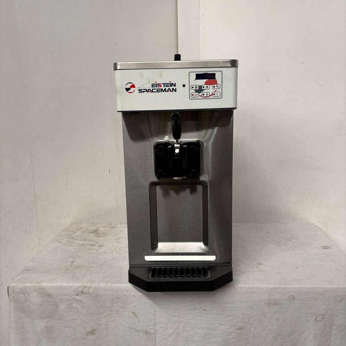 Spaceman 6228A-C Soft Serve Ice Cream Machine - Whisk Hospitality - 912908