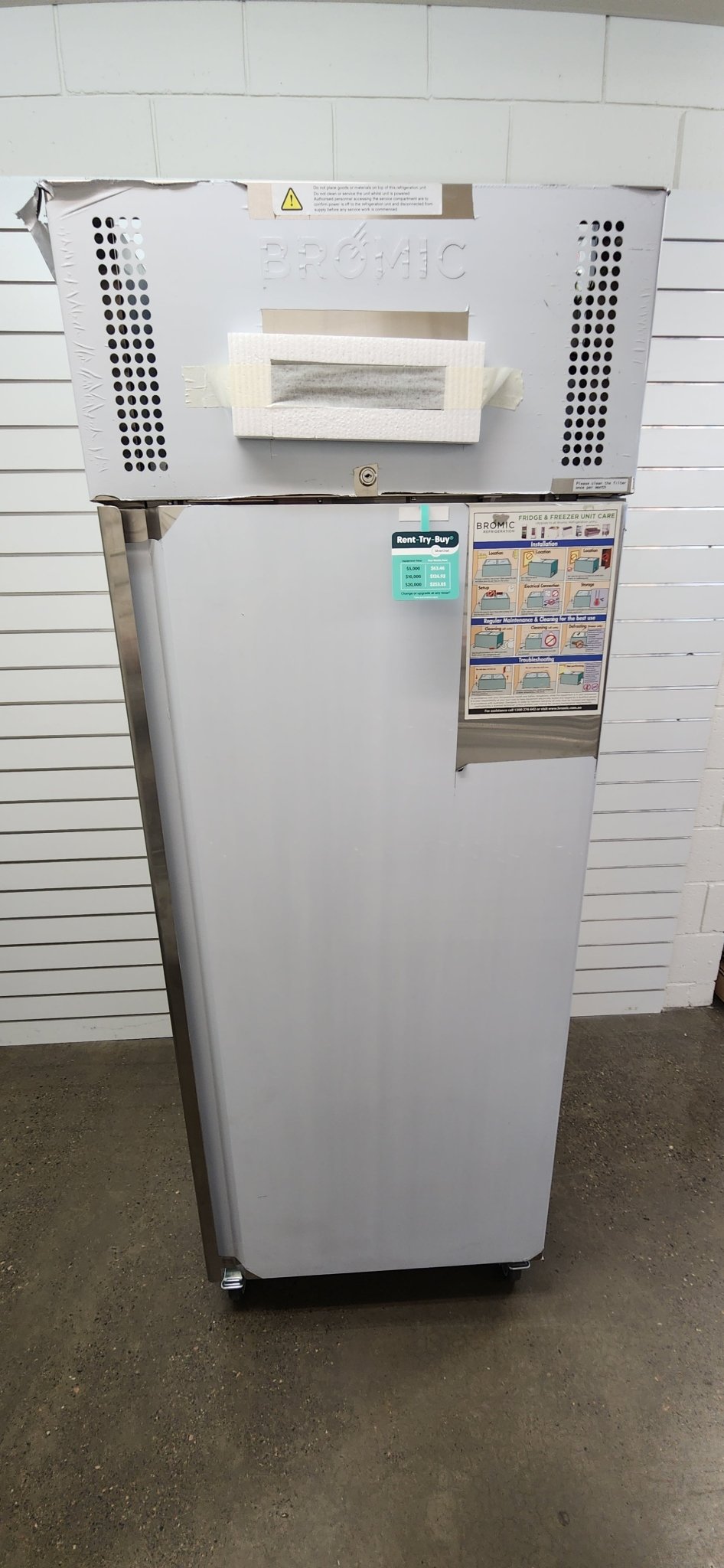 Bromic UF0650SDF - NR Solid Door Upright Freezer - Whisk Hospitality - 3PA-2300-4019065