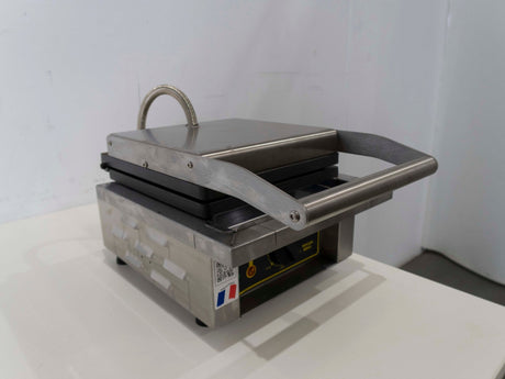 Roller Grill GES 80 B Waffle Machine - Whisk Hospitality - 763054