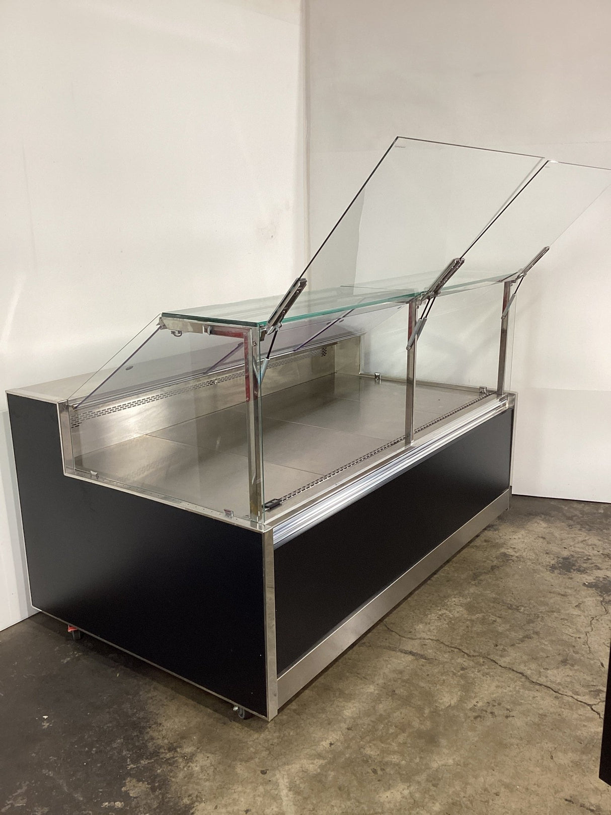 Criocabin Enixe 18 Deli Display - Whisk Hospitality - 832030