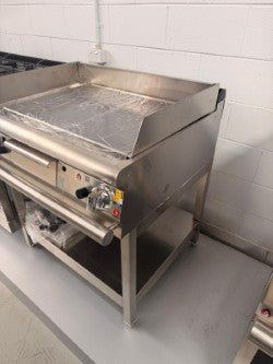 Baron Q70SFT/G800 + 70CAV8 2 Burner Gas Griddle + Stand - Whisk Hospitality - 3PA-2073-375953