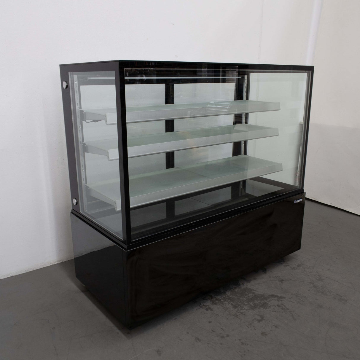 Exquisite CDR315 Cake Display - Whisk Hospitality - 877499