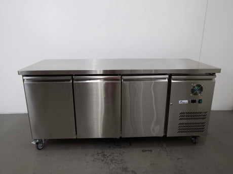 FED XUB7F18S3V Bench Freezer - Whisk Hospitality - 857085
