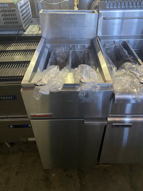 FastFri FF18 Deep Fryer - Whisk Hospitality - 3PA-7259-FF18-1853838