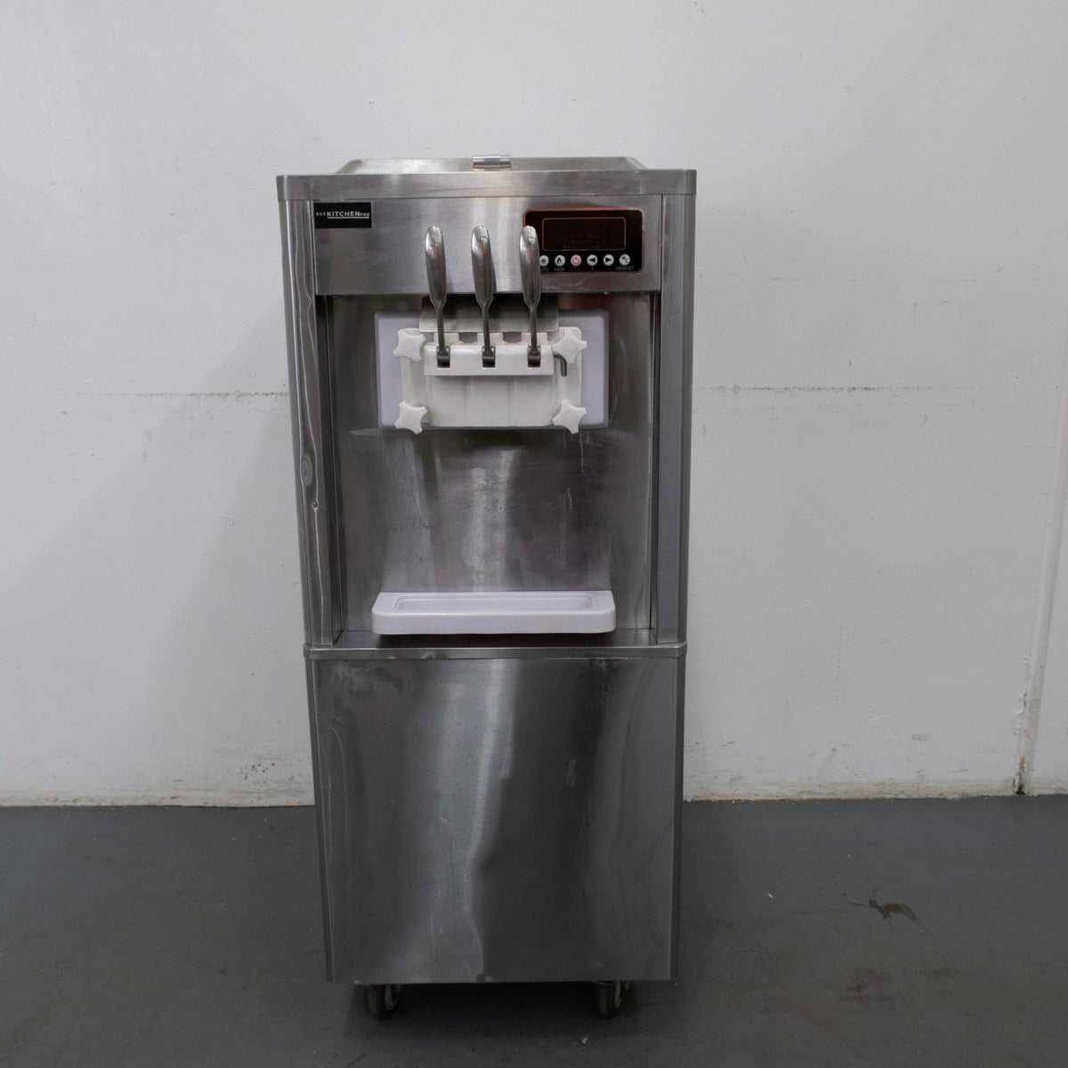 Aus Kitchen Pro AUSKPSSA22 Ice Cream Machine - Whisk Hospitality - 852466