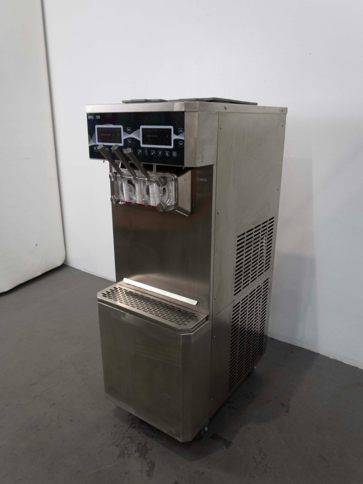 Brullen i95 Pro Gravity Feed Ice Cream Machine - Whisk Hospitality - 815786