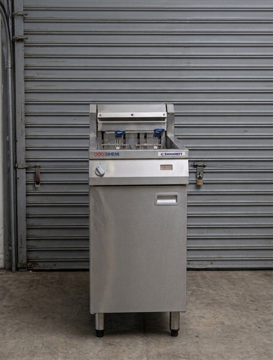 AustHeat AF812R Freestanding Electric Fryer - Whisk Hospitality - 3PA-8767-DHT-AF812R