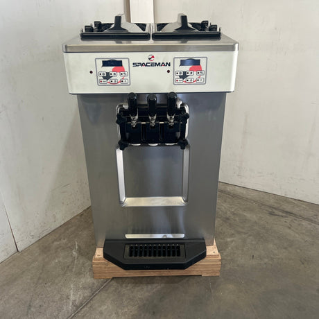 Spaceman 6235-C Ice Cream Machine - Whisk Hospitality - 857027