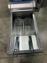 Austheat AF812 Single Pan Fryer - Whisk Hospitality - 3PA-1907-CL-AF812-846