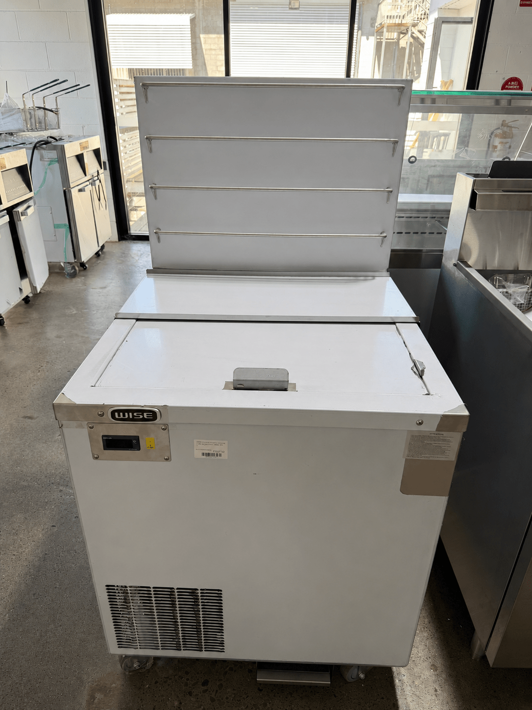 Wise AWRW-157-F1 French Fries Storage Refrigerator - Whisk Hospitality - 3PA-1296-AWRW-157-F1
