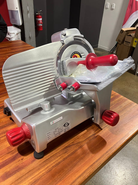 Noaw NS220 Medium Duty Meat Slicer - Whisk Hospitality - 3PA-2300-4069120.0000000000006424