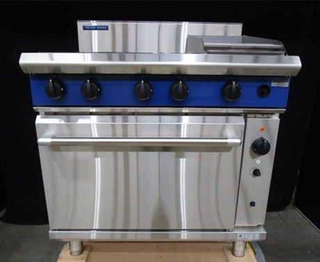 Blue Seal Evolution Series AUG56CF-N- 900mm Gas Range Convection Oven - Whisk Hospitality - 3PA-8767-DHT-2407719